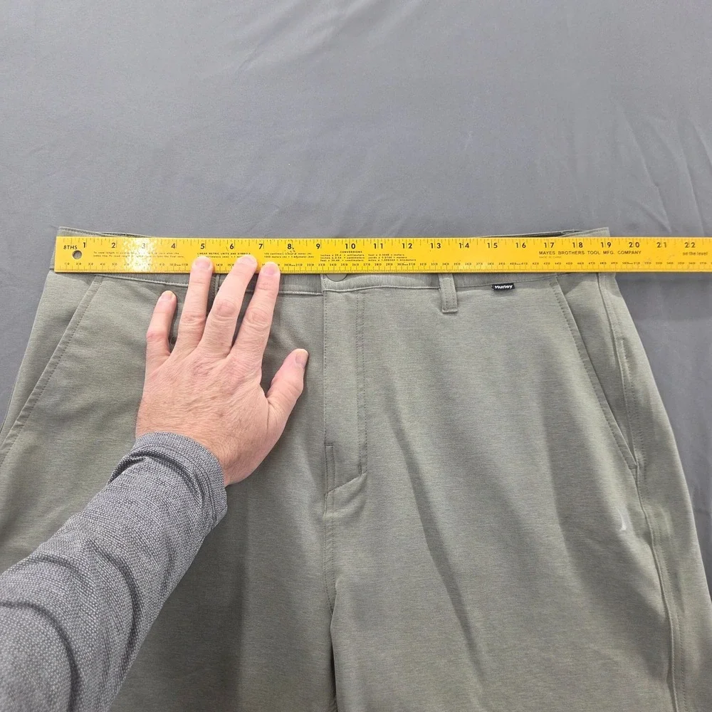 Hurley Mens 38 Gray Green Hybrid Flat Front Bermuda Shorts
